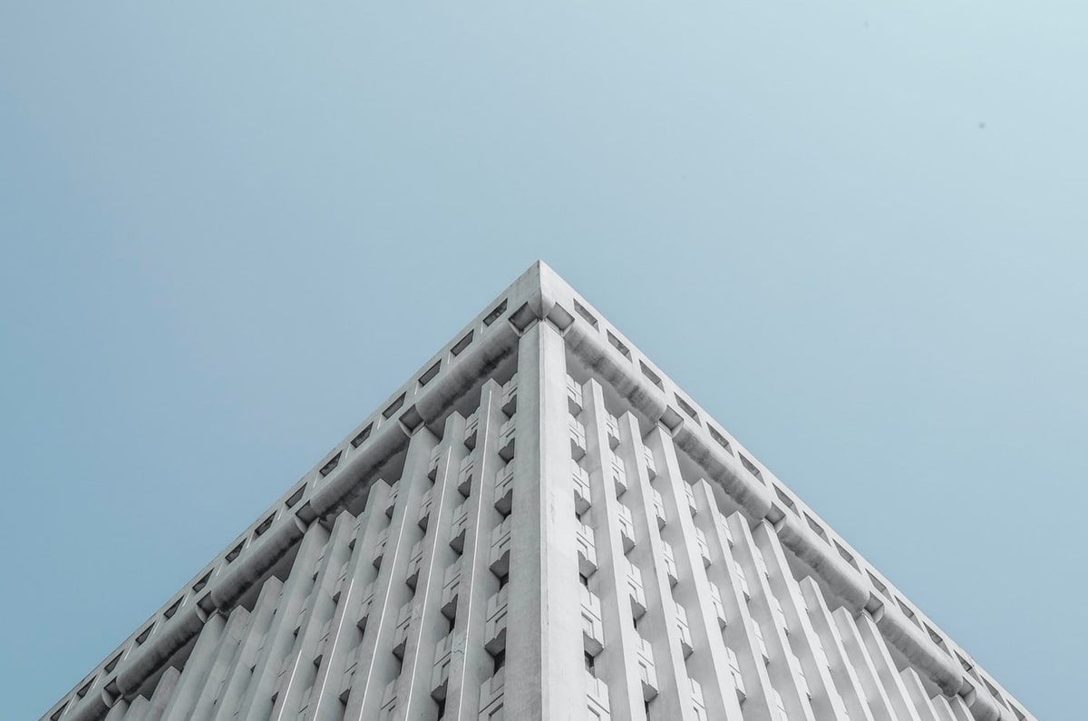 意甲媒体热议：米兰球员本纳塞尔落选阿尔及利亚国家队，主帅嫌弃他没有系统训练